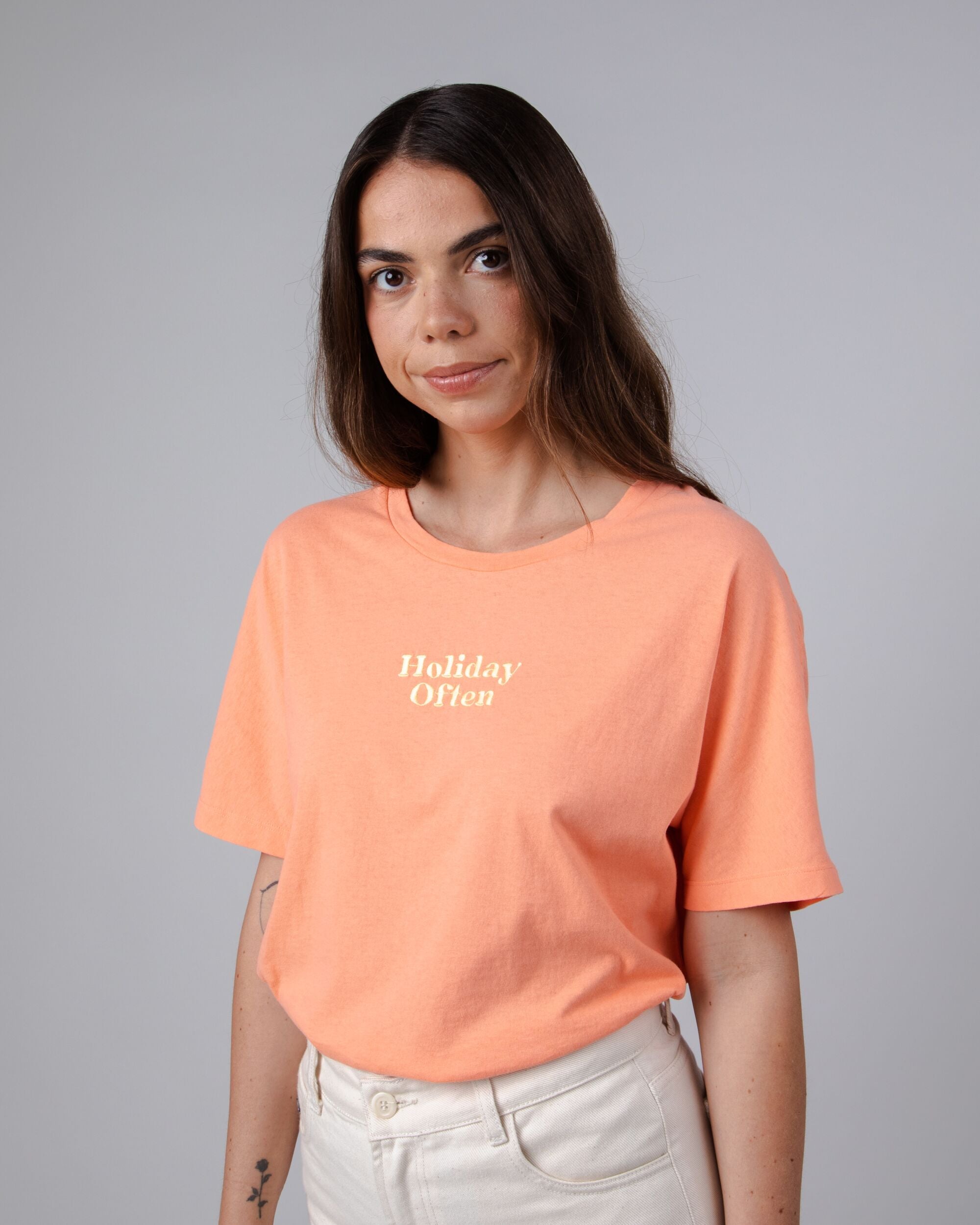 Holidays Oversize Tee Apricot